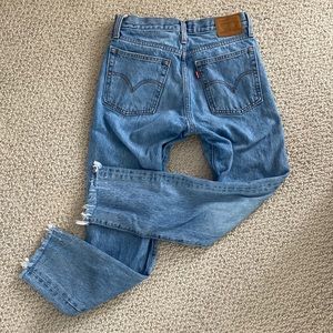 Levi's Wedgie button fly jeans size 26